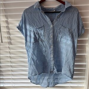 Vineyard Vines Blue Striped Blouse size XL
